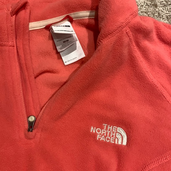 North face 1/4 zip fleece - Picture 3 of 3